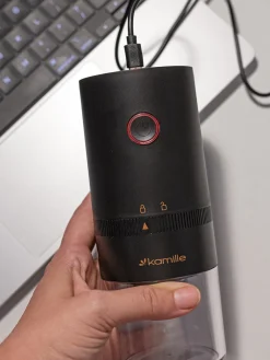 Młynek do kawy elektryczny bezprzewodowy żarnowy USB