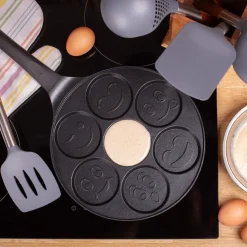 Patelnia do pancakes naleśników jajek BUŹKI MINKI EMOTKI