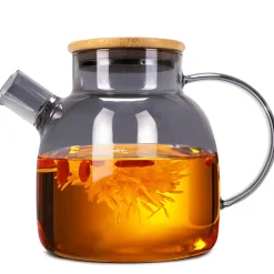 Uniwersalny szklany dzbanek do napojów z pokrywką 1,5L przydymiony