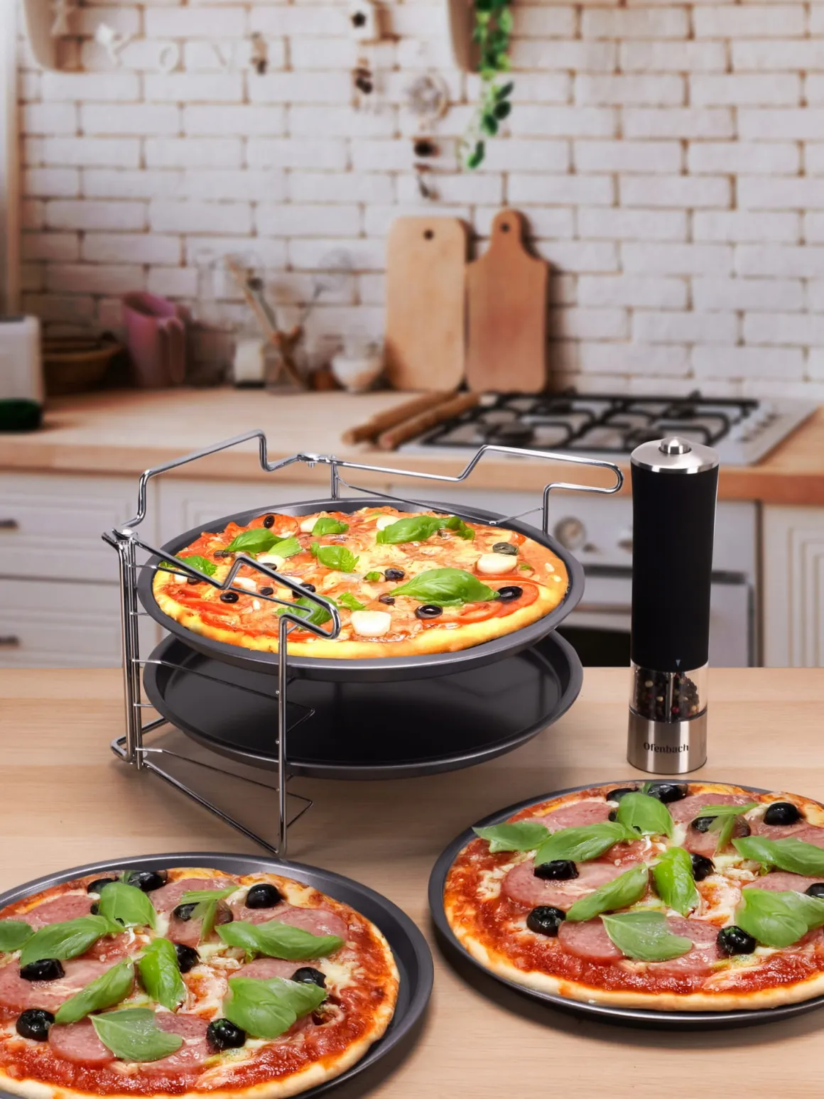 ZESTAW 4 BLACH FORM DO PIZZY ZE STOJAKIEM FORMA DO PIZZY 30 cm KAMILLE